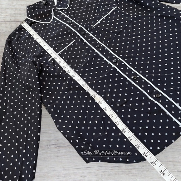 Ann Taylor NWT navy dotted contrast piped silk pj style blouse *shop@iamwarrior - Picture 8 of 10